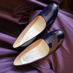 Journee 13 blue patent heels